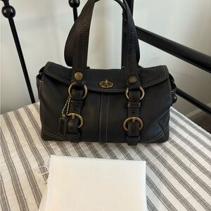 Coach Vintage Y2K Chelsea Turn Lock Satchel Black/Gold/Brass C0793 10953